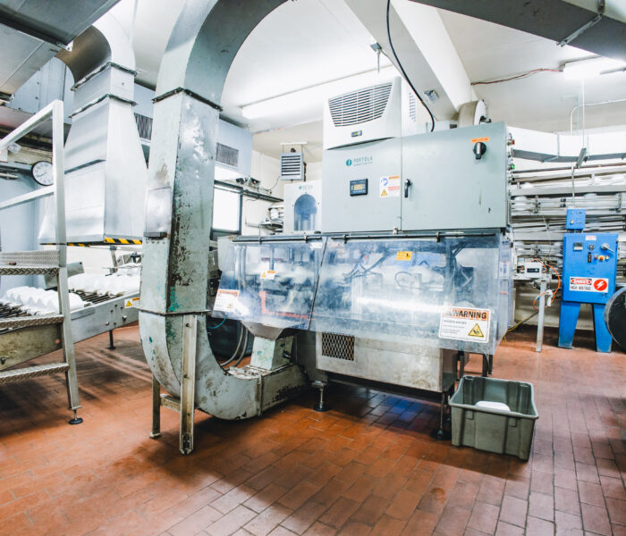 Impact Bottle Trimmer